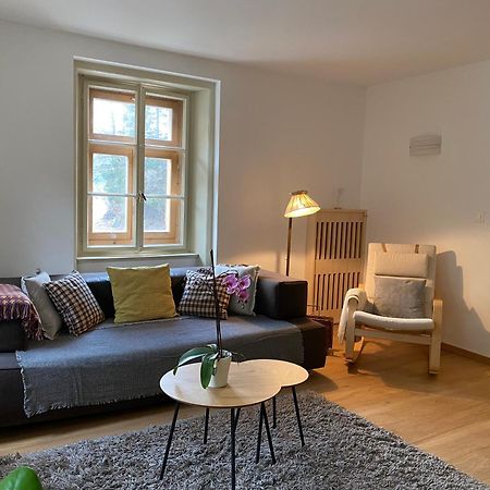 Haus La Punt, Savognin Appartement Rona Kamer foto