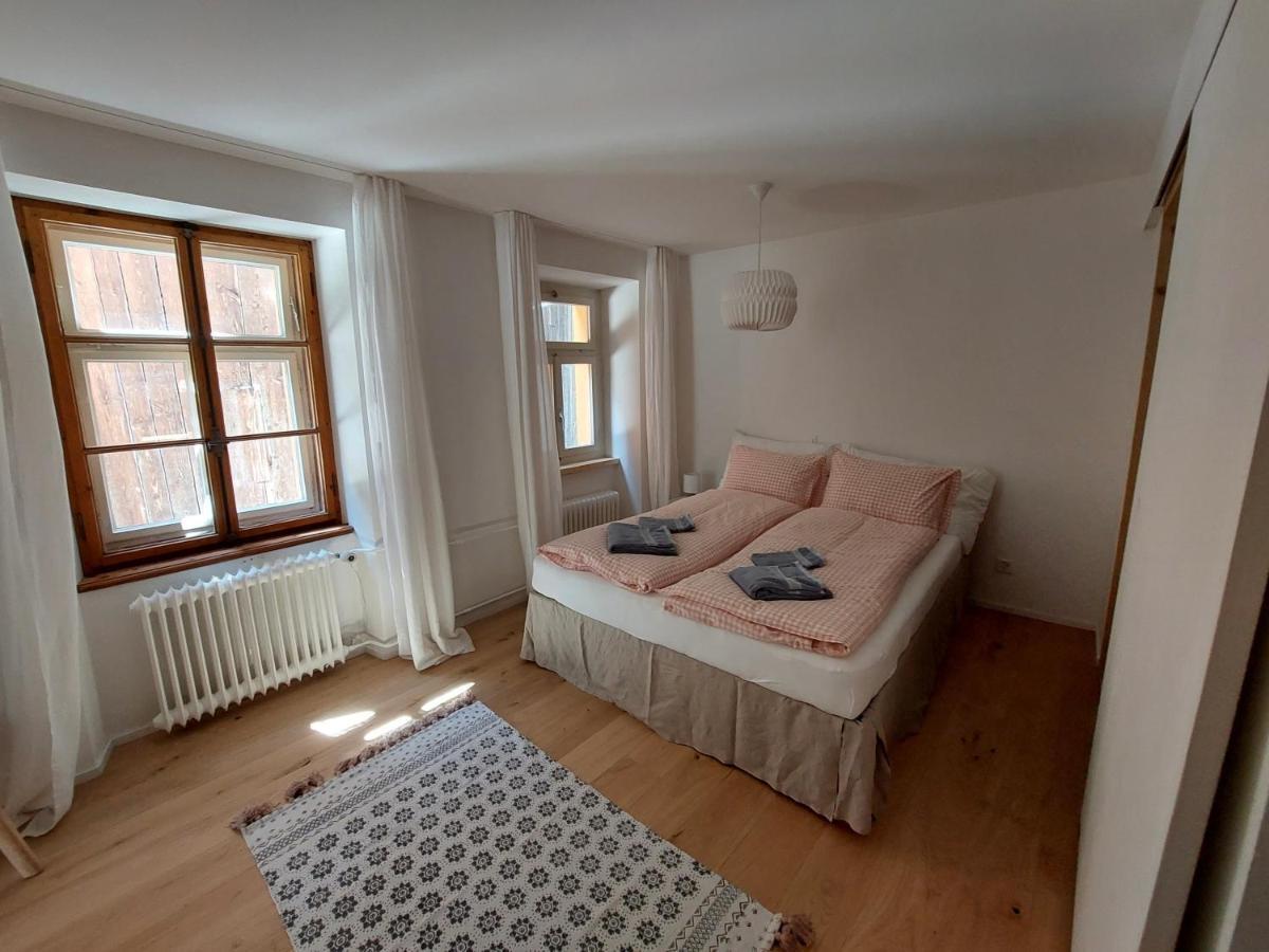 Haus La Punt, Savognin Appartement Rona Buitenkant foto