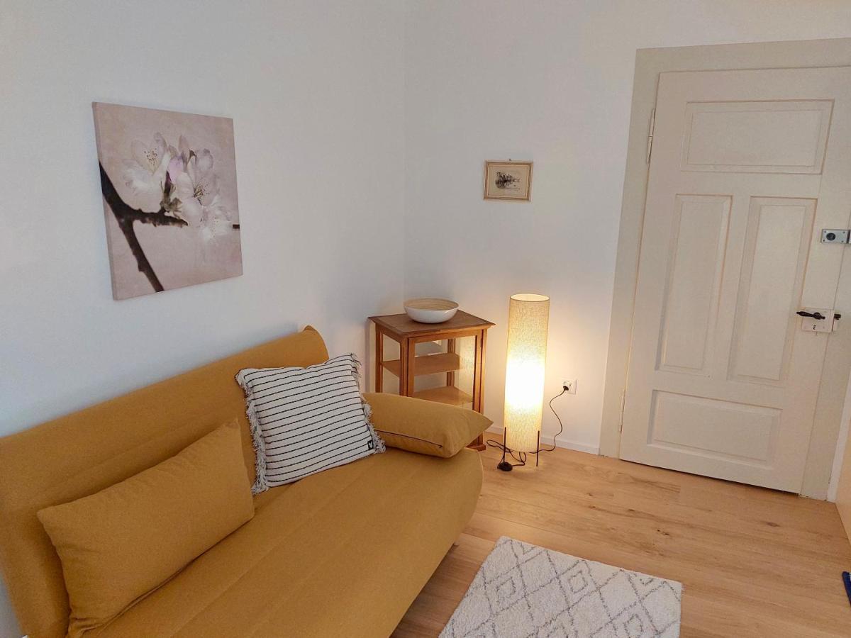 Haus La Punt, Savognin Appartement Rona Buitenkant foto