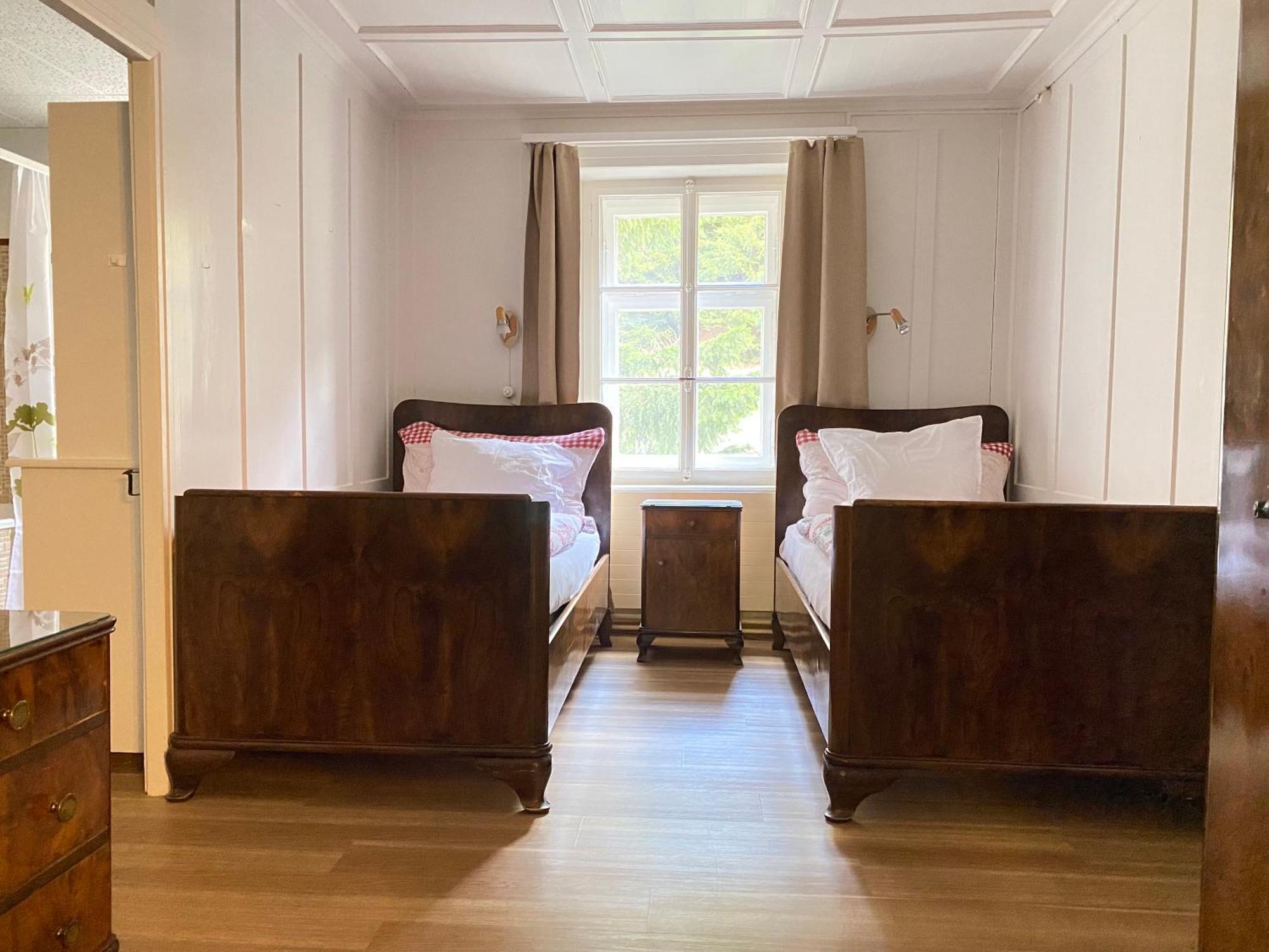 Haus La Punt, Savognin Appartement Rona Kamer foto